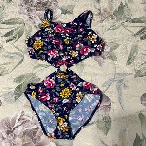 NWT Floral Swimsuit XS